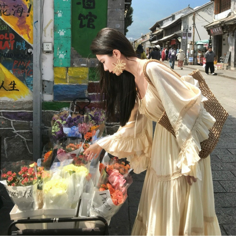Vintage Women'S Formal Wear - 새로운 우아한 스퀘어넥 트럼펫 슬리브 넓은